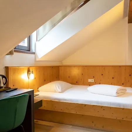 Sаfestay Alpine L Self-check-in 2*